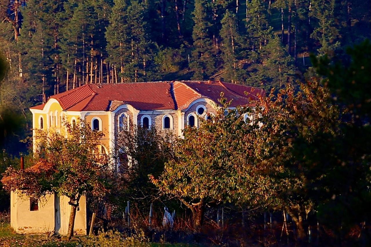 Hotel Iliikova House Kalofer Exteriér fotografie